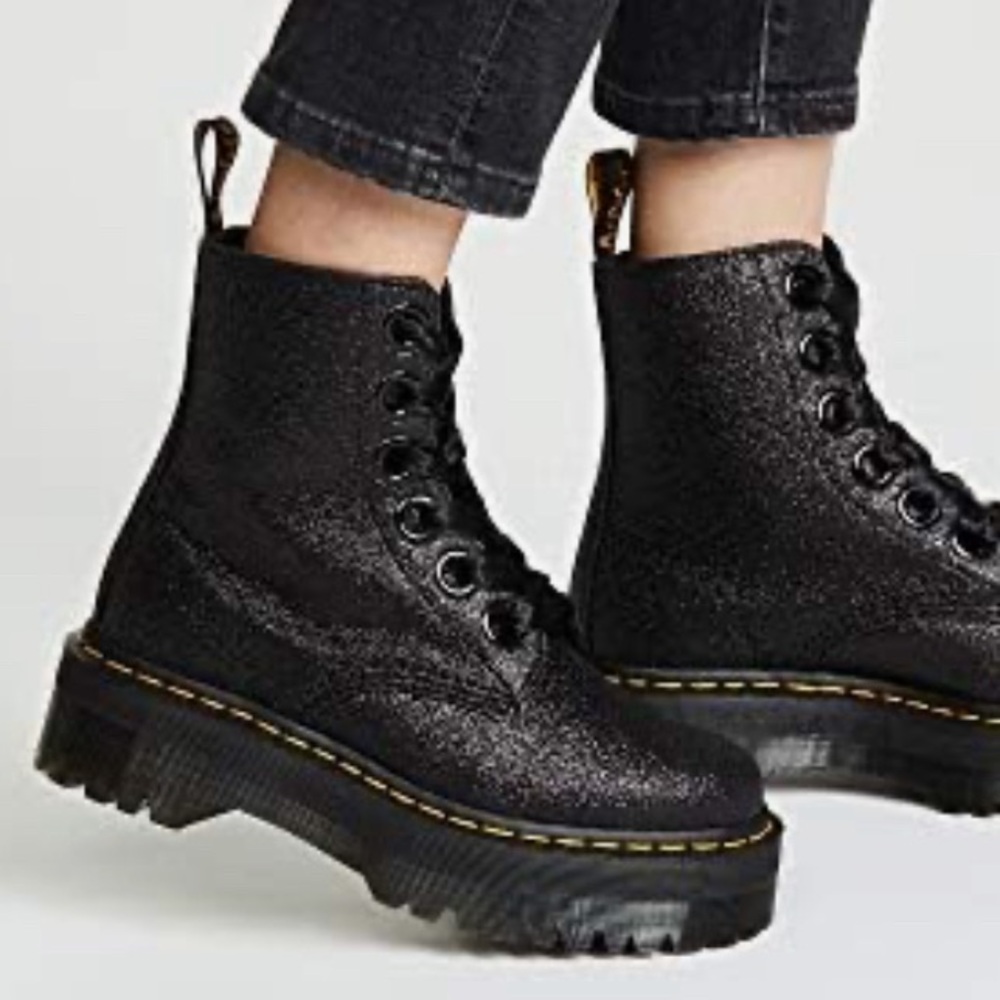 Molly Gltr platform Doc Martens Size 9